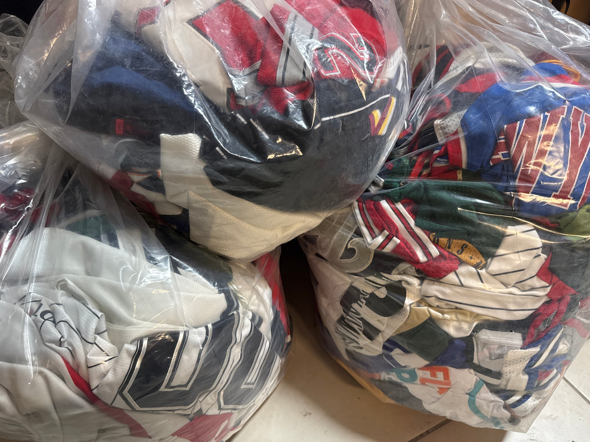 NFL/NHL JERSEYS - GRADE A/BKG